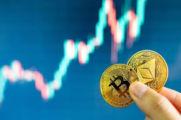 بیت کوین و اتریوم؛ محبوب‌ترین دارایی‌های رمزارزی