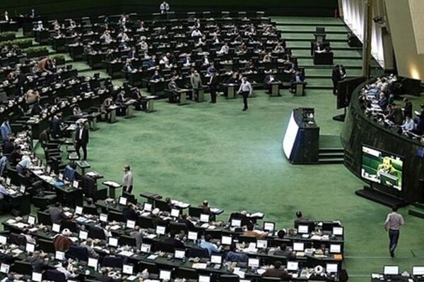 کاهش ساعت کار کارمندان دولت به کجا رسید؟