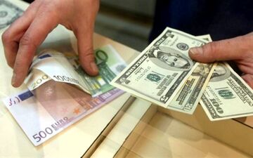  چرا دلار از فتح قله ۶۰ هزار تومانی بازماند؟