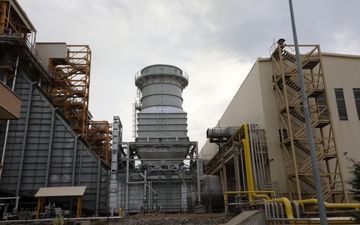 اتصال سومین واحد بخار نیروگاه ارومیه به شبکه برق کشور