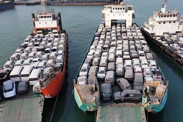 امروز، ترخیص ۱۰۰۰ دستگاه خودروی هیوندای النترا از گمرک