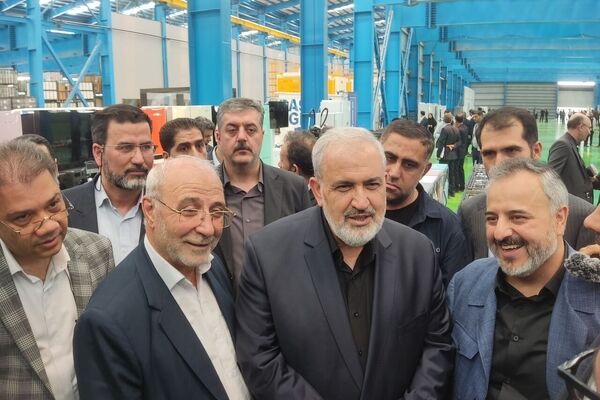 دفاع وزیر صمت از صنعت لوازم خانگی ایران