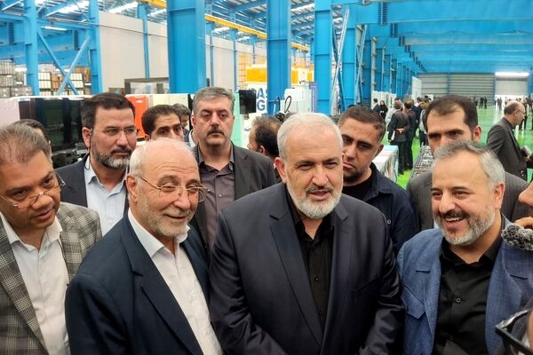 دفاع وزیر صمت از صنعت لوازم خانگی ایران
