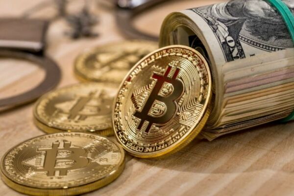 بیت‌کوین در مسیر ۴۰ هزاری دلار است/ ترمز صعود بیت کوین کشیده می‌شود