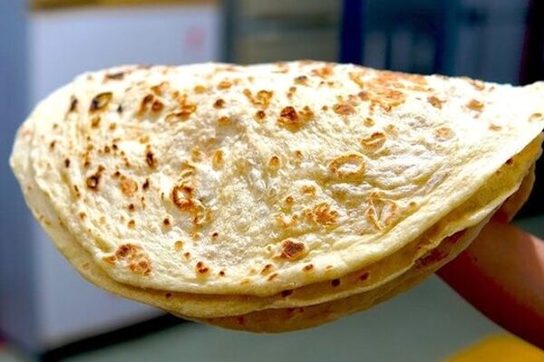 نارضایتی نانوایان از قیمت نان/ سفره مردم گران‌تر می‌شود؟