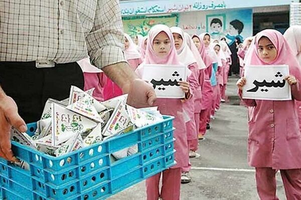 توزیع شیر مدارس در کل کشور انجام می‌شود 