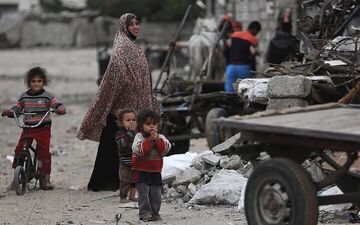 سقوط بیش از 35درصد جمعیت ایران به زیر خط فقر