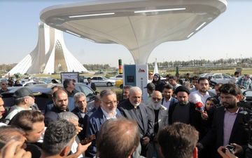 ایستگاه شارژ خودروی برقی میدان آزادی افتتاح ‌شد