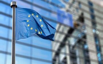 زنگ خطر رکود برای اتحادیه اروپا به صدا درآمد / تضعیف داده‌های مرتبط با تولید در آلمان