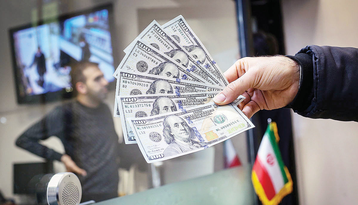 تصمیمات محرمانه اقتصادی بی معنی و مدل روسی برای مدیریت بازار ارز غیرعلمی است