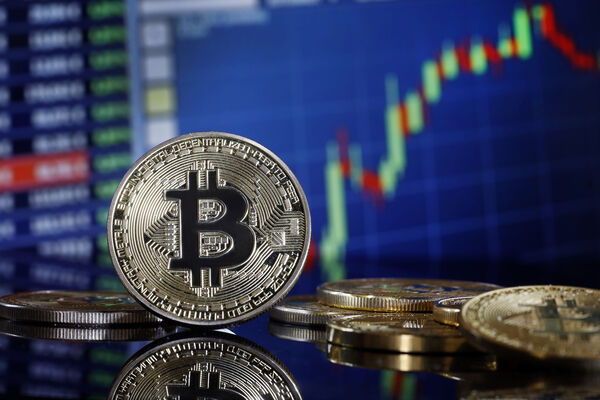 عبور قیمت بیت‌کوین از ۱۱۶ هزار دلار