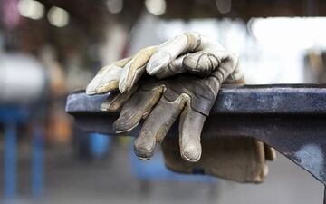 شرط افزایش مجدد دستمزد کارگران در جلسه شورای عالی کار

