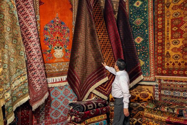 تدوین سند راهبردی تحول فرش دستباف