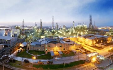 افزایش ۱۷ درصدی درآمدهای عملیاتی پتروشیمی امیرکبیر