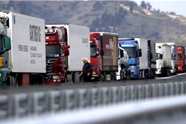 چالش جدید رانندگان ایرانی در ترکیه/ترک‌ها از خودروها مالیات سوخت می‌گیرند