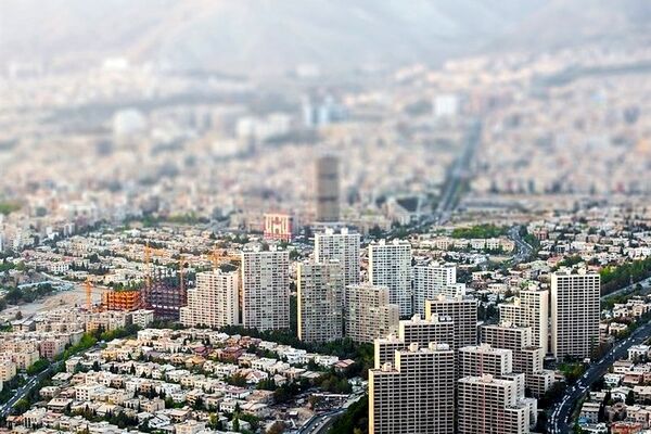 عقبگرد قیمت دلاری مسکن +نمودار