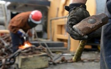 تهدید جدید برای امنیت شغلی کارگران/تعرفه‌های سنگین برق جان صنایع را گرفت 