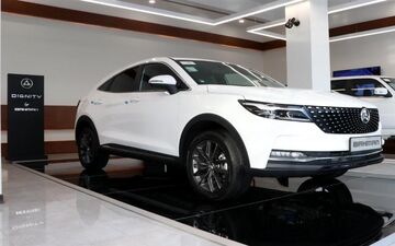 اولین جشنواره ویدئو ولاگرهای خودرویی