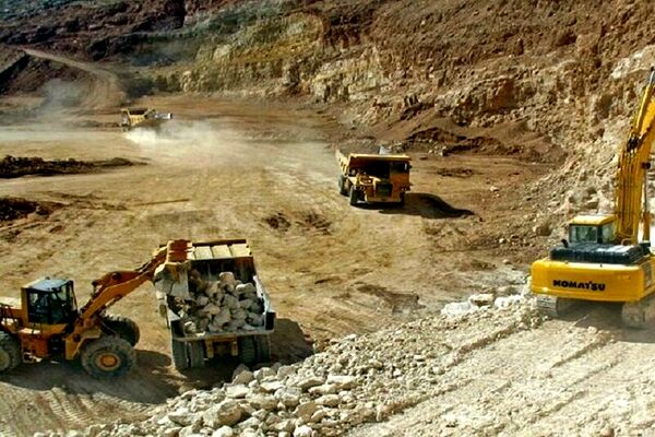 ۸۰ درصد معادن تهران مشغول فعالیت هستند