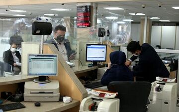 کارنامه 19 بانک و موسسه در وام‌دهی به اشخاص مرتبط خود