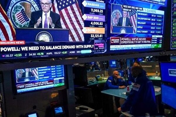 هشدار فدرال رزرو/ تضعیف بازار کار هم مثل تورم بالا برای اقتصاد آمریکا خطرناک است
