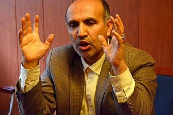 کارشناس اقتصادی: آمار غلط به رییسی می‌دهند/ چرا ائمه جمعه دیگر از گرانی‌ها صحبت نمی‌کنند؟