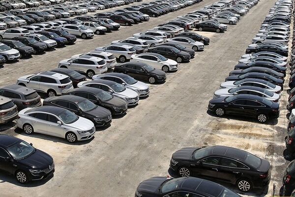 واردات خودروهای کارکرده با کدام ارز؟