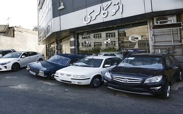 برگزاری انتخابات صنف نمایشگاه‌داران و فروشندگان خودرو تهران / علی خسروانی،  عضو منتخب هیات مدیره شد