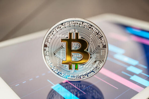 مسیر پرنوسان بیت‌کوین در سال ۲۰۲۶