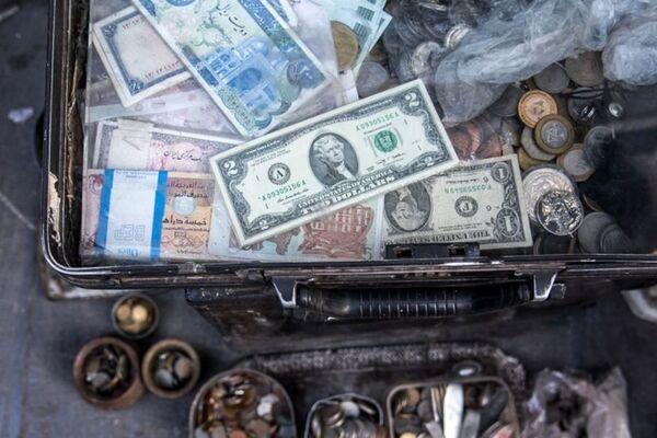 واکنش دلار به مذاکرات ایران و آژانس / پیش بینی قیمت دلار 14 اسفند