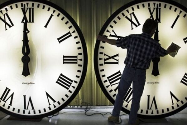 اعتراف به اشتباه مجلس در تثبیت ساعت تابستانی
