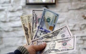 قیمت دلار بالا میرود؟ / پیش بینی قیمت دلار امروز