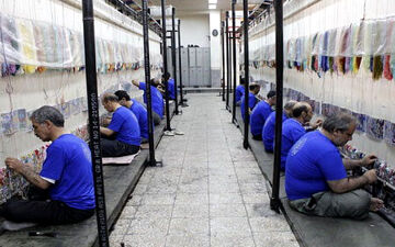 هشدار درباره تعطیلی اکثر کارگاه‌های تولید فرش دستباف