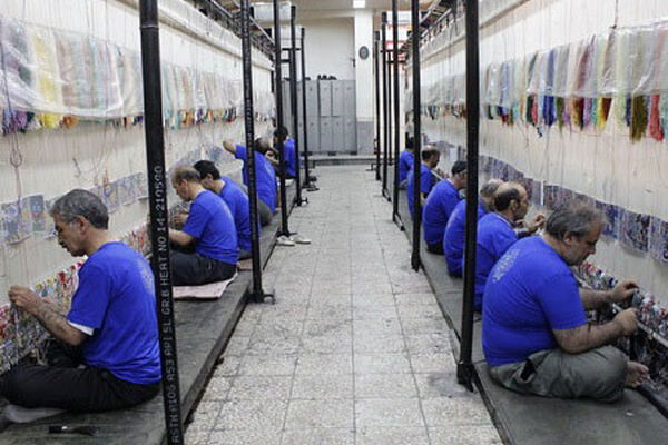 هشدار درباره تعطیلی اکثر کارگاه‌های تولید فرش دستباف