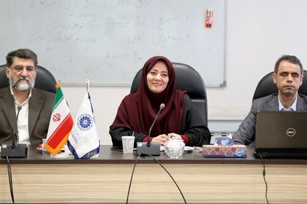 انتقاد رئیس کمیسیون فناوری اطلاعات اتاق ایران از وزارت ارتباطات