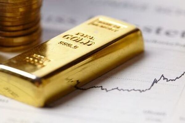 طلا در مسیر اوج‌گیری عقب‌نشینی کرد!