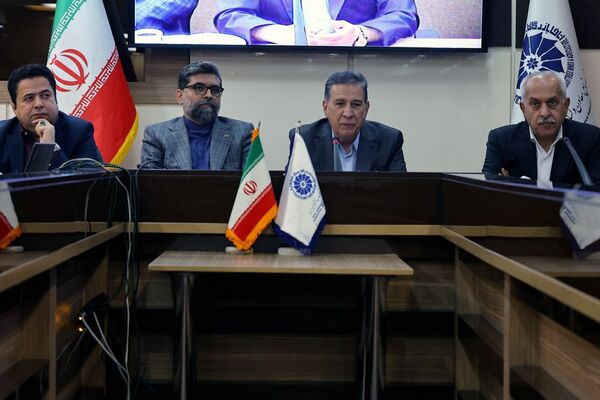 فعالیت ۸۷۰ شهرک صنعتی در کشور