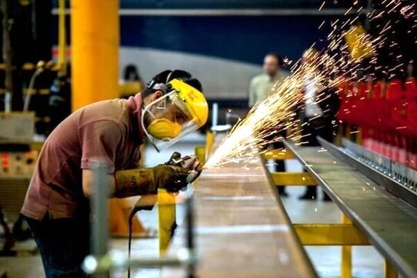 بحران خروج اتباع برای بازار کار/کمبود شدید کارگر خدماتی و کشاورزی