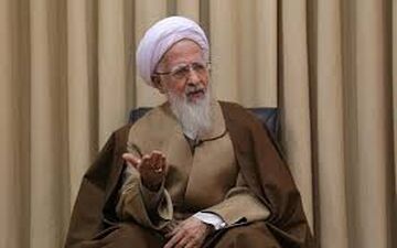 انتقاد تند یک مرجع تقلید از اقتصاد دستوری/ اقتصاد که راهپیمایی نیست با سفارش و دعوت حل شود