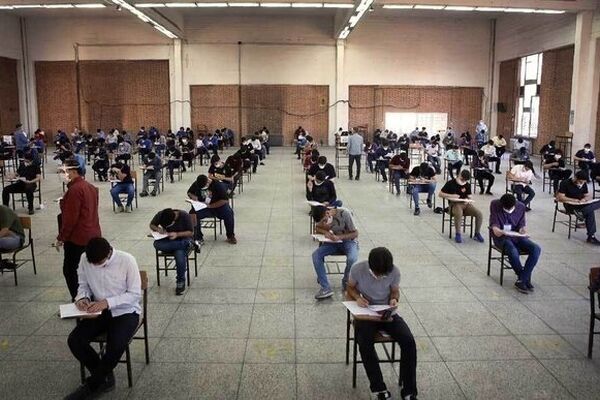 مهاجرت حدود ۵۰ هزار دانش آموز پشت کنکوری در سال