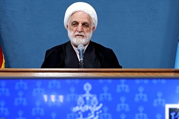۴۵ نفر در رابطه با چای دبش تفهیم اتهام شده‌اند
