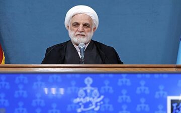 ۴۵ نفر در رابطه با چای دبش تفهیم اتهام شده‌اند
