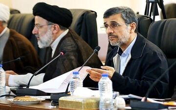 تکرار سیاست های غلط احمدی نژاد توسط دولت رئیسی