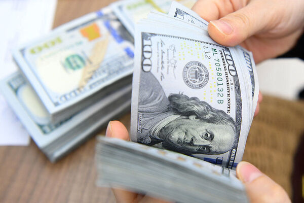 بازار ارز گرفتار ترس و هیجان / پیش بینی قیمت دلار امروز 6 اسفند