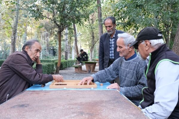 حق اولاد و عائله‌مندی بازنشستگان کشوری و لشکری کی پرداخت می‌شود؟