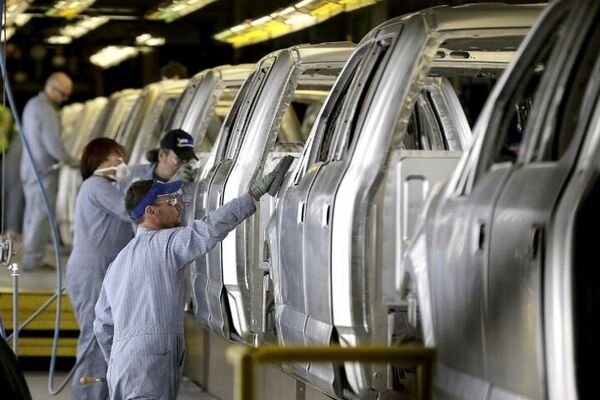 خطر نابودی گسترده فرصت‌های شغلی در آمریکا