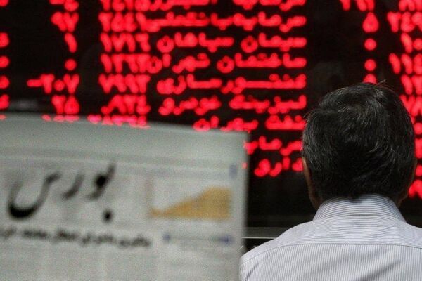 نگاه بورس بازان به مسیر حرکت دلار/ پیش بینی بازار سهام امروز 21 اسفند