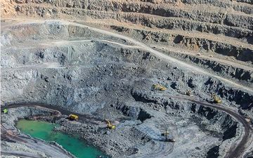 بزرگترین معدن اورانیوم کشور در بافق به بهره برداری رسید