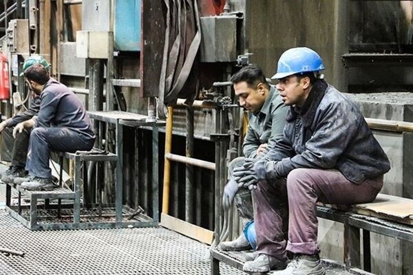 آوار قراردادهای موقت بر سر کارگران / تهدید امنیت شغلی 9میلیون نیروی کار
