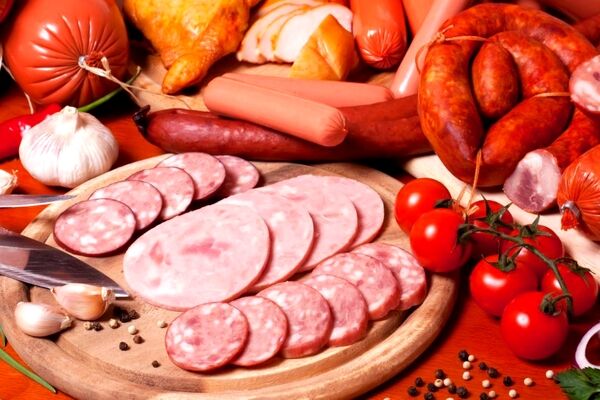 افزایش قیمت بازار سوسیس و کالباس را کساد کرد